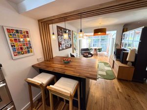 Photo 19- click for photo gallery